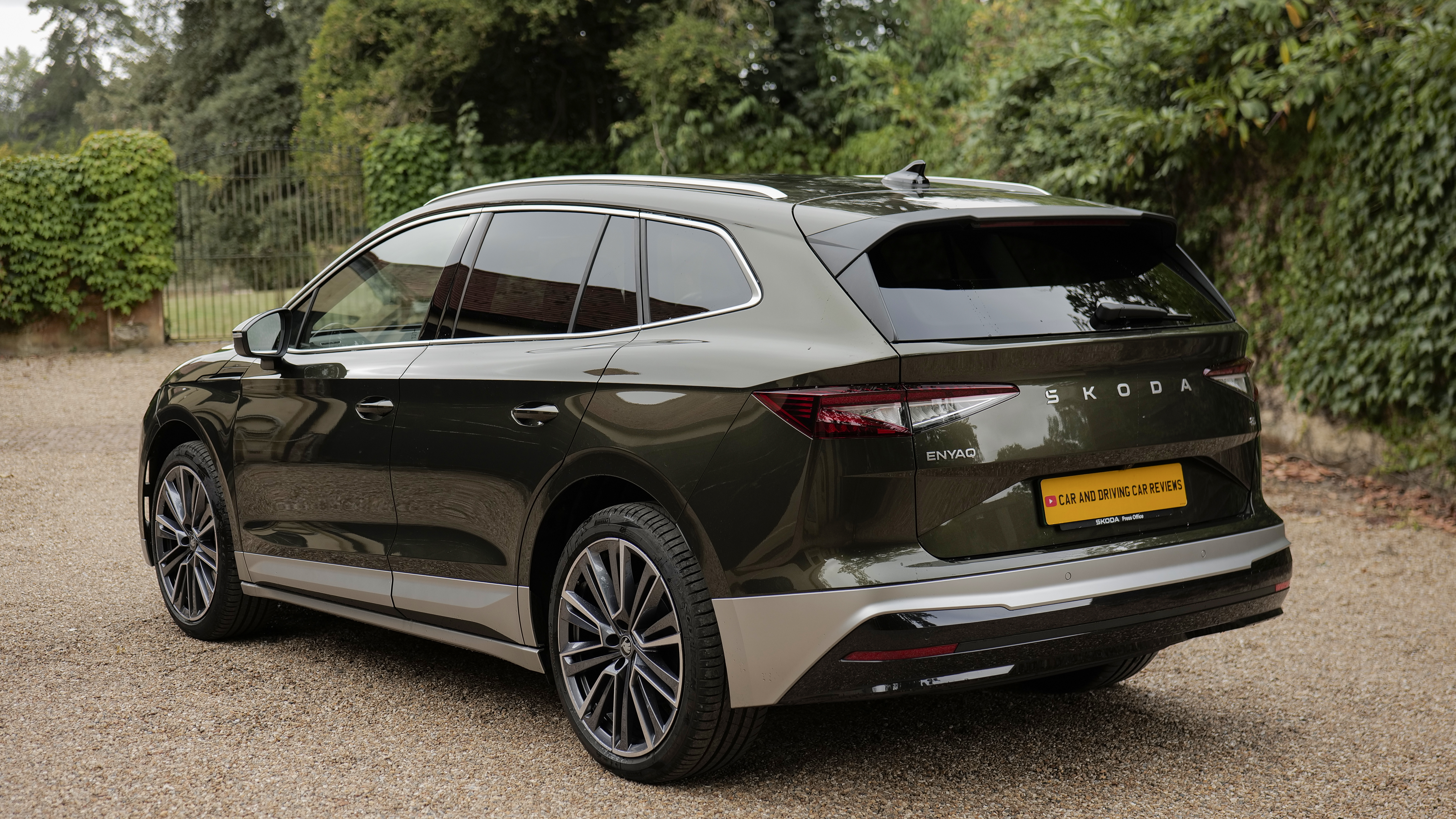 SKODA ENYAQ ESTATE 140kW 60 SE L 61kWh 5dr Auto